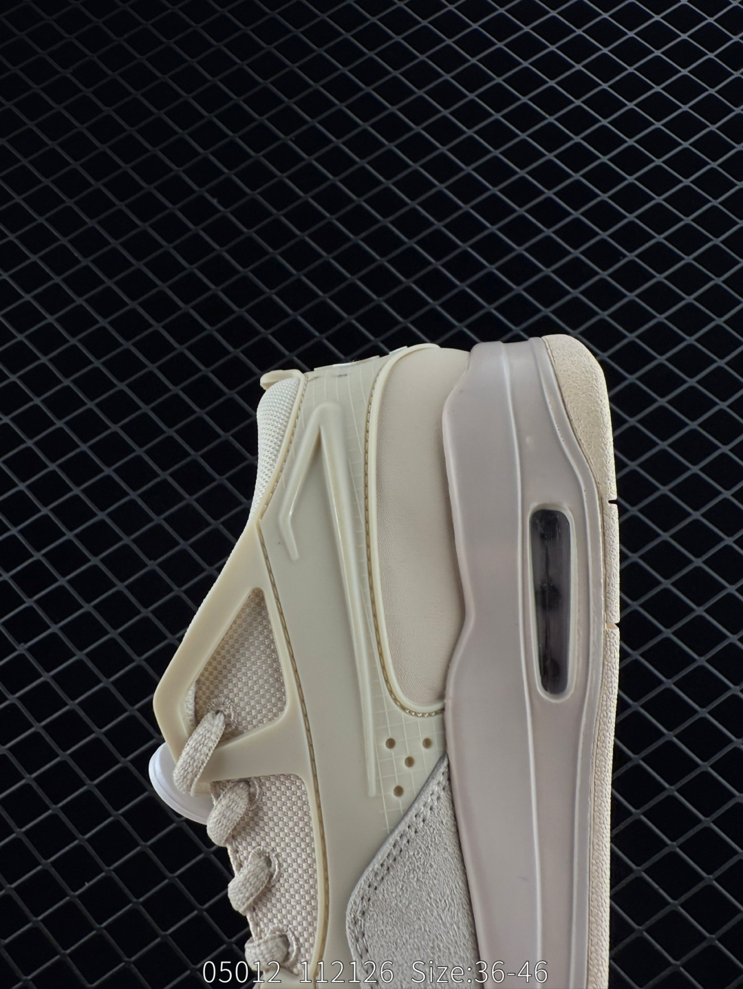 Nike Wmns Air Jordan 4 Retro RM